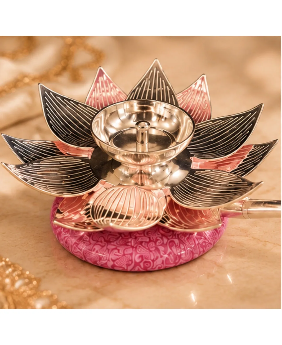 Lotus Hand Aarti Diya & Pooja Bell Gift Set – Lilac Pink Accents — 4